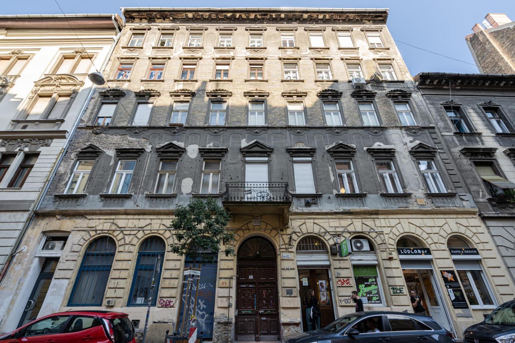 Kl31 - Urban Escape - Prime Location - Klauzal Square By Bqa Daire Budapeşte Dış mekan fotoğraf