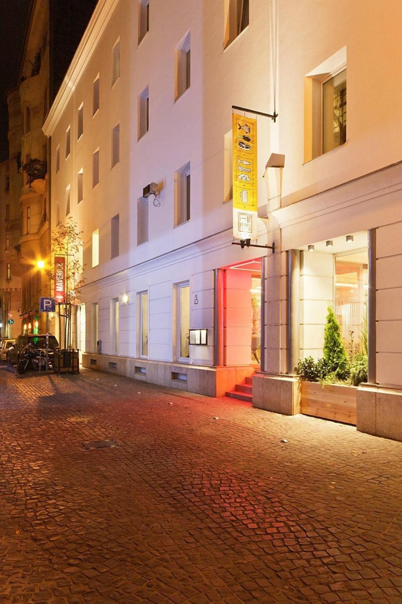 Kl31 - Urban Escape - Prime Location - Klauzal Square By Bqa Daire Budapeşte Dış mekan fotoğraf