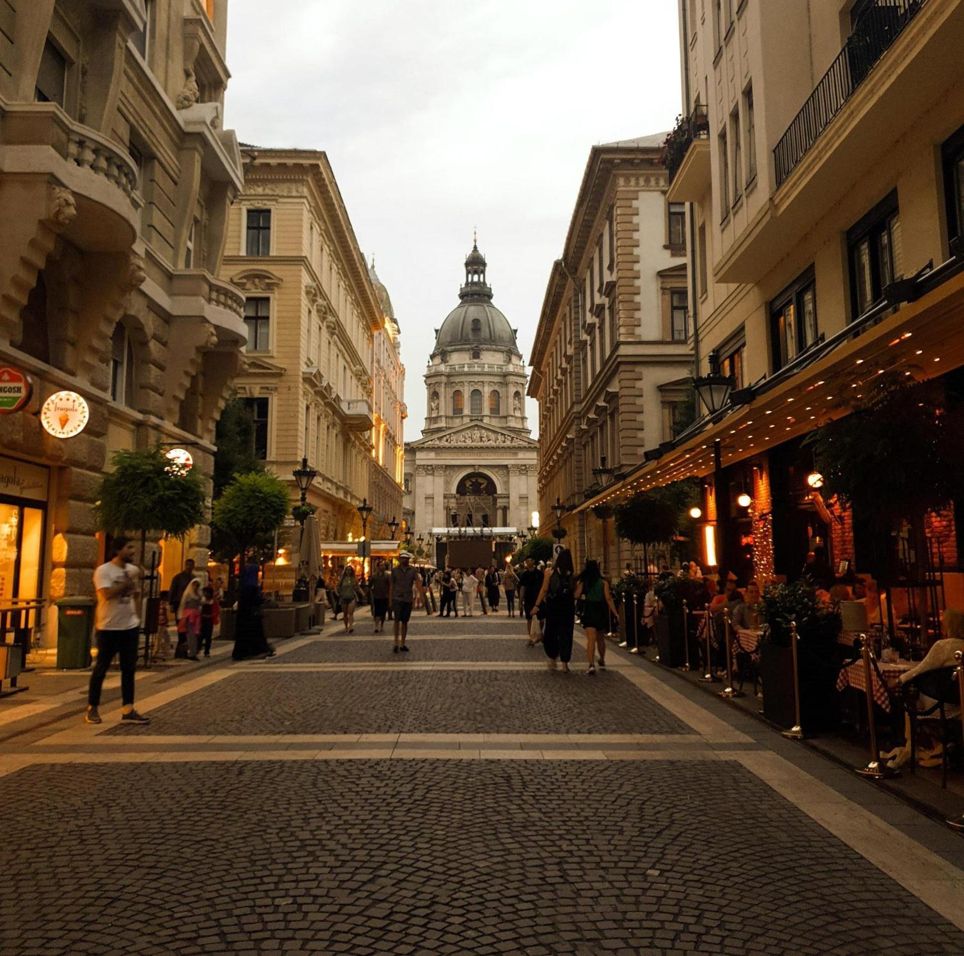 Kl31 - Urban Escape - Prime Location - Klauzal Square By Bqa Daire Budapeşte Dış mekan fotoğraf